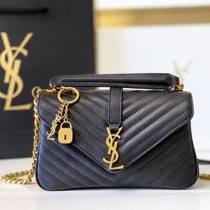 <AUTHENTIC>Timeless Satchel Bag  Luxury in Every Detail